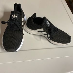 Swift Run Sneaker